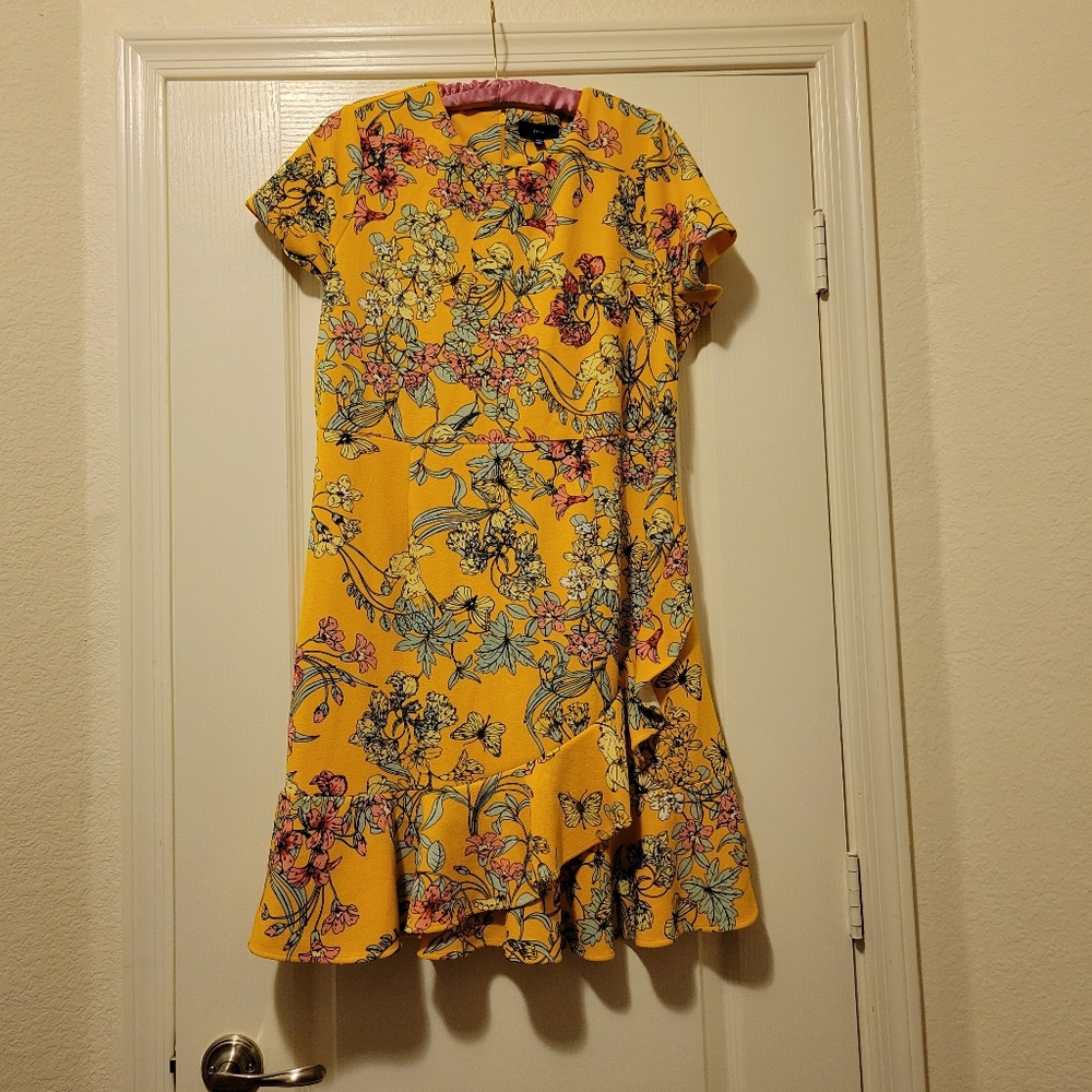 Floral yellow dress